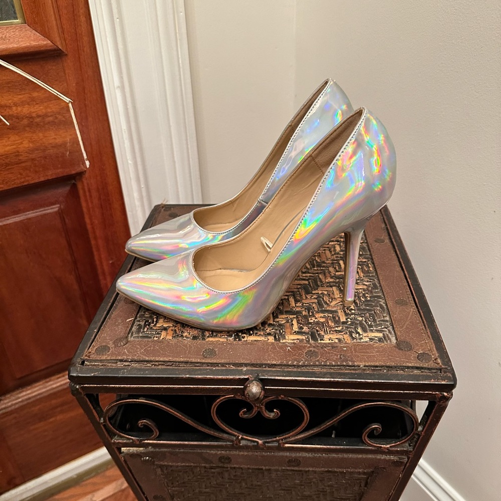 Iridescent! Super cute